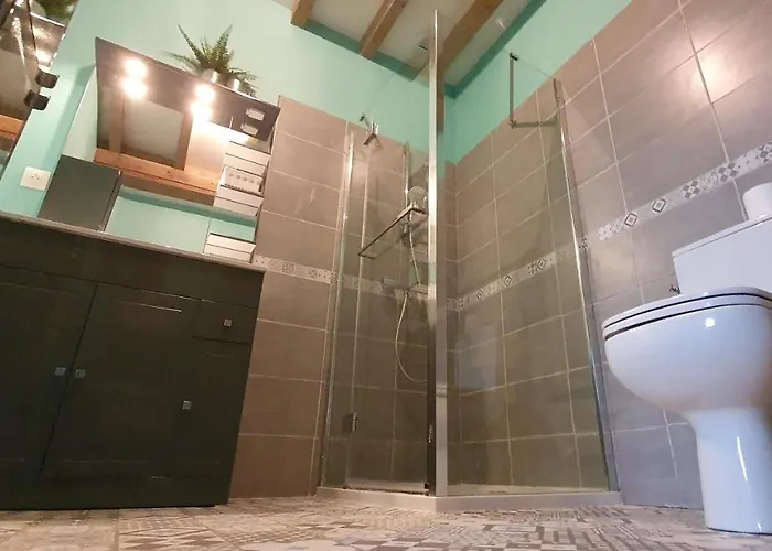 Au Champ Du Douits فندق مبيت وإفطار